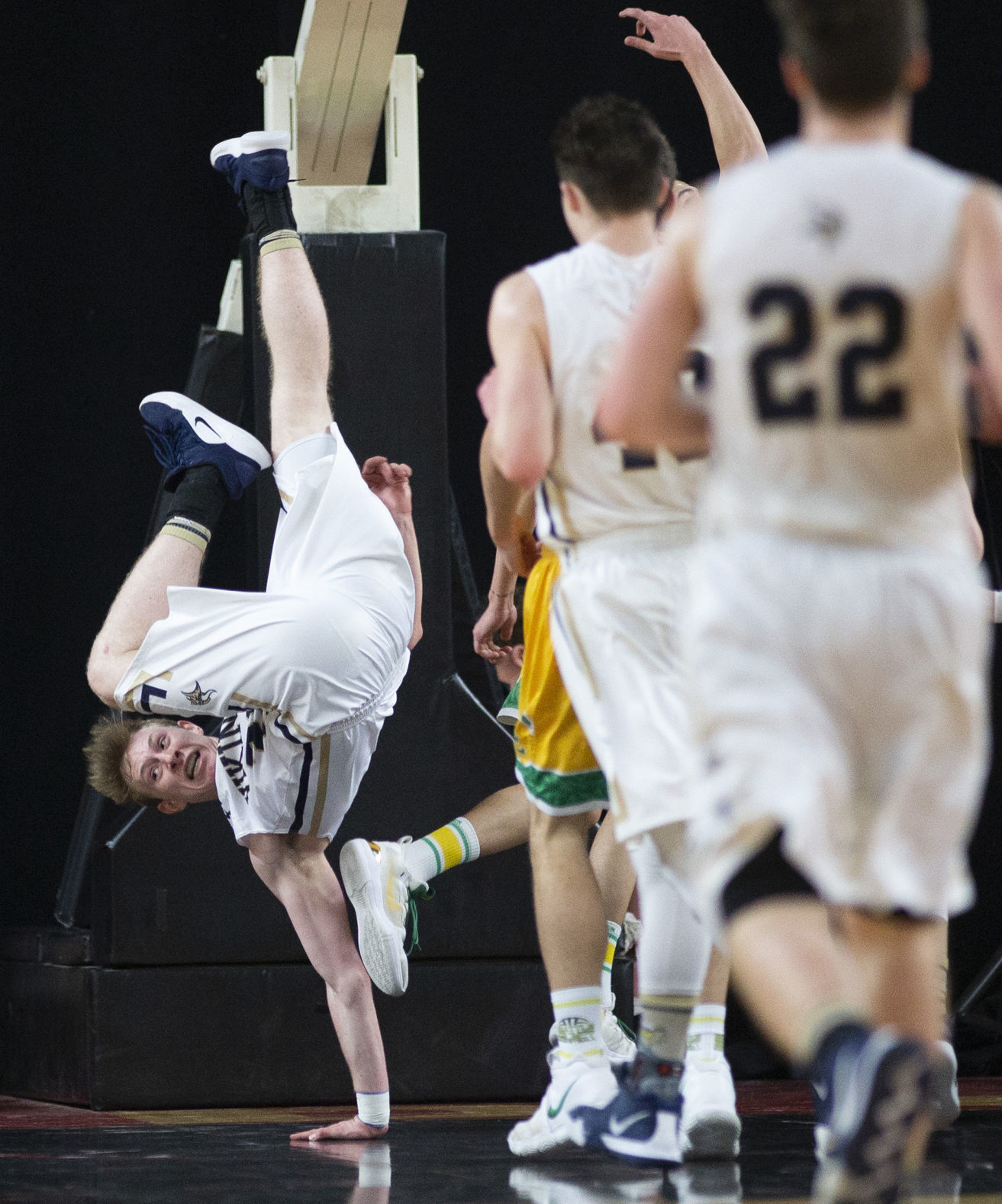 Selah basketball